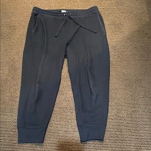 Men’s Black Gap Joggers. Size Large.